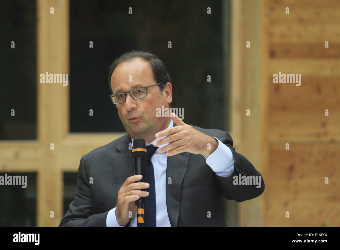Il Presidente francese Francois Hollande con il Ministro dell'Ecologia, dello sviluppo sostenibile e dell'energia, Segolene Royal Foto Stock