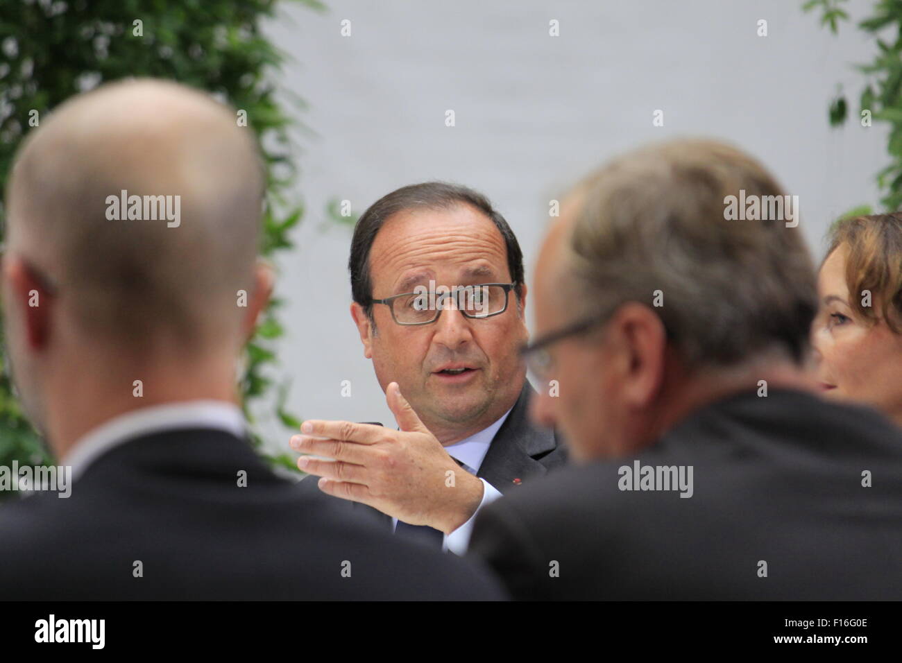 Il Presidente francese Francois Hollande con il Ministro dell'Ecologia, dello sviluppo sostenibile e dell'energia, Segolene Royal Foto Stock