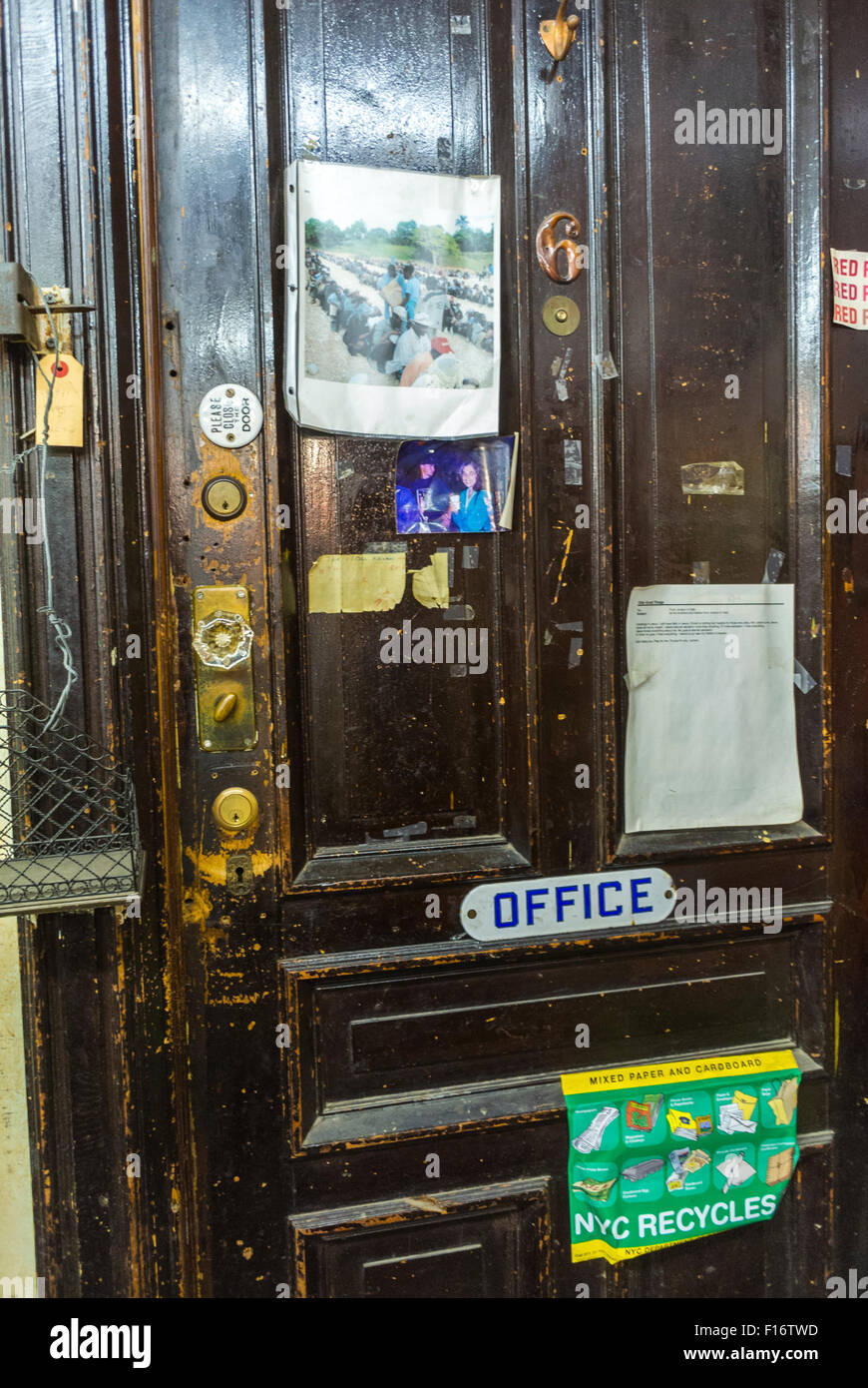 New York City, Stati Uniti, dettaglio, porta di vecchio ufficio in legno, vedute interne di un negozio di antiquariato americano, 'Olde Good Things' in chelsea vintage Foto Stock