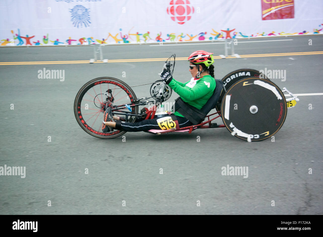 8 agosto 2015: A2015 Panam Giochi, ciclo di corsa su strada, Ivonne Reyes Gomez (MEX) compete in H4-W ciclo di corsa su strada, Ontario Place Foto Stock