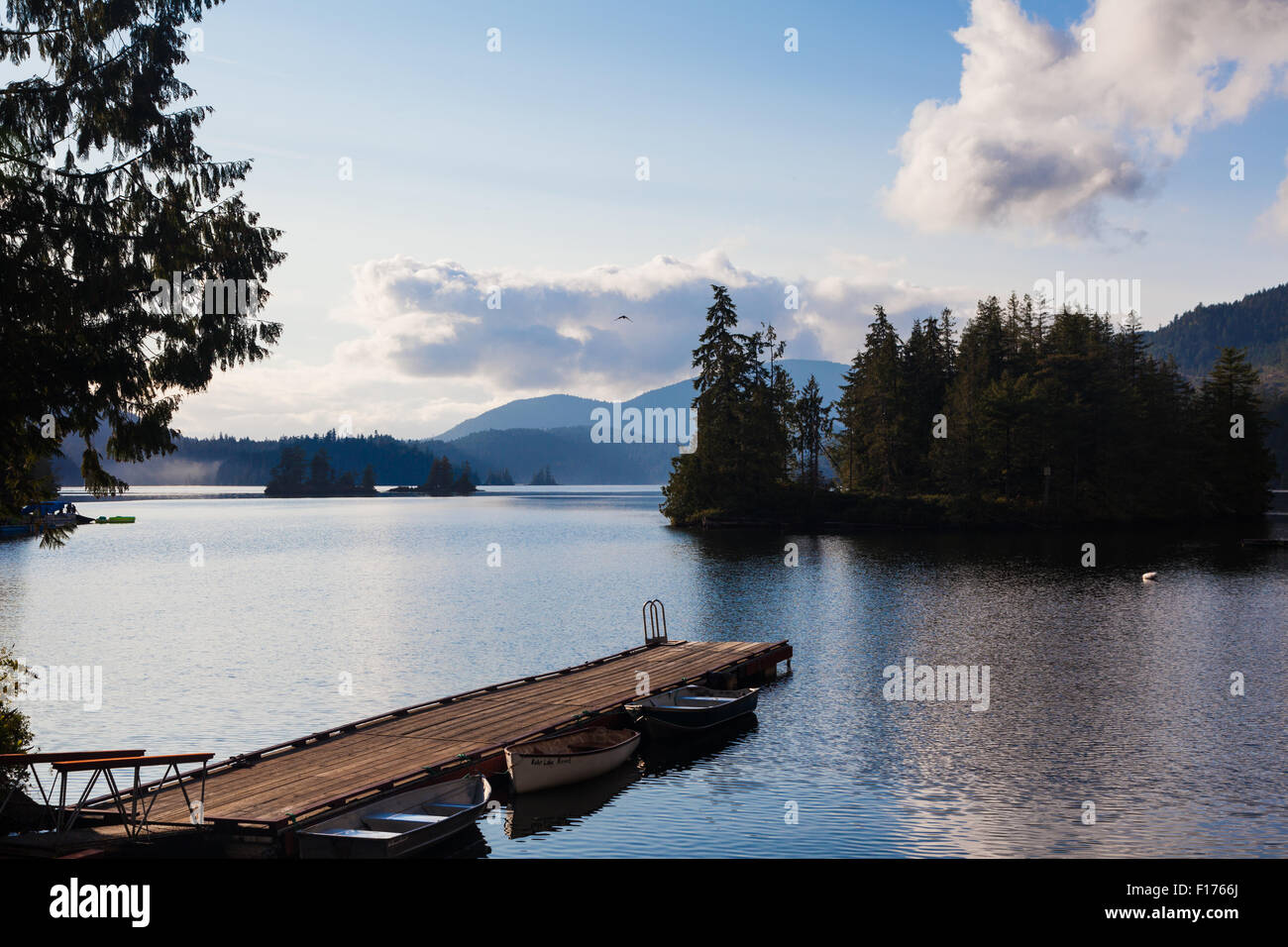 Lago di Ruby su Sunshine Coast of British Columbia, Canada Foto Stock