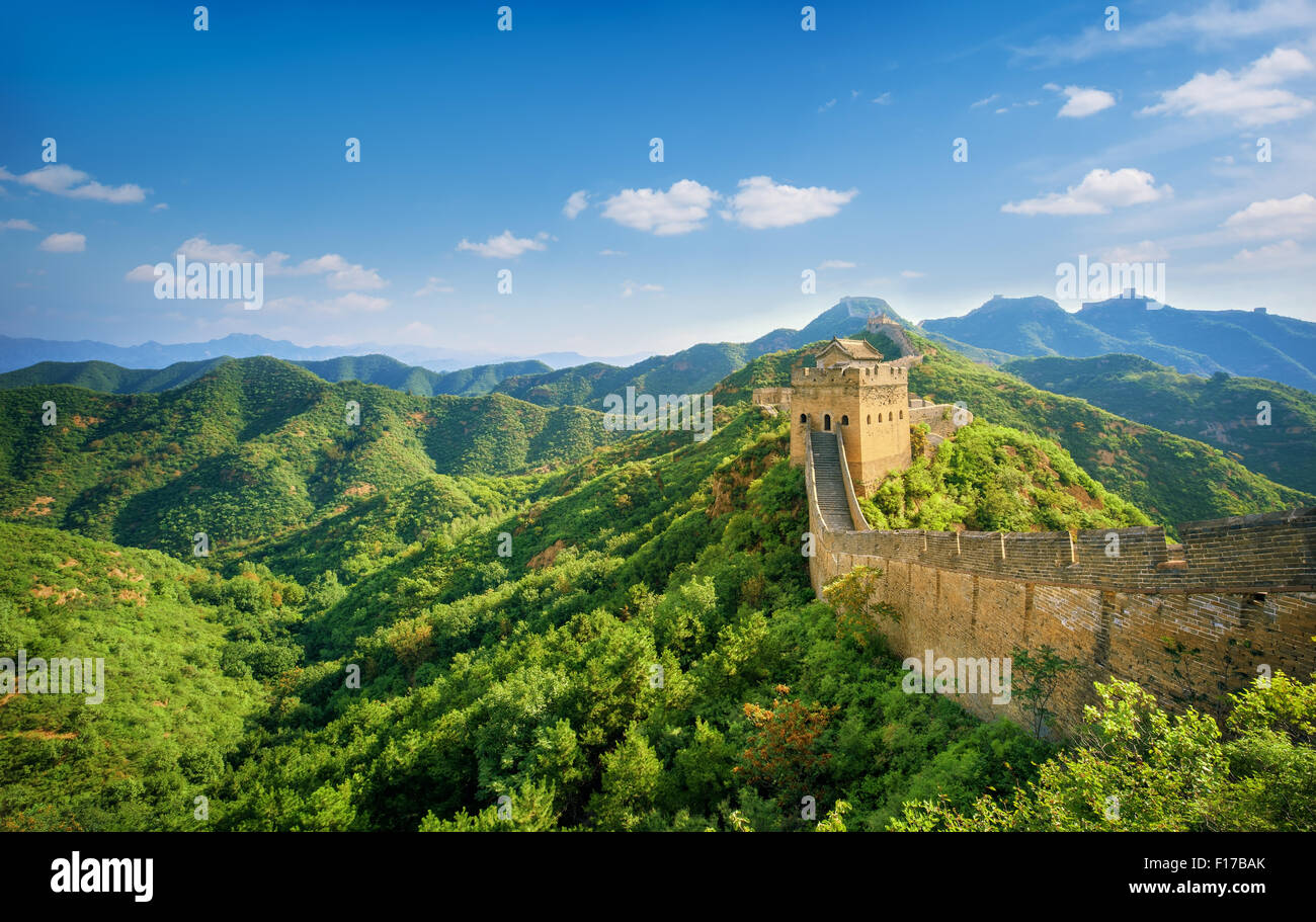 La Grande Muraglia della Cina al giorno di sole. Foto Stock
