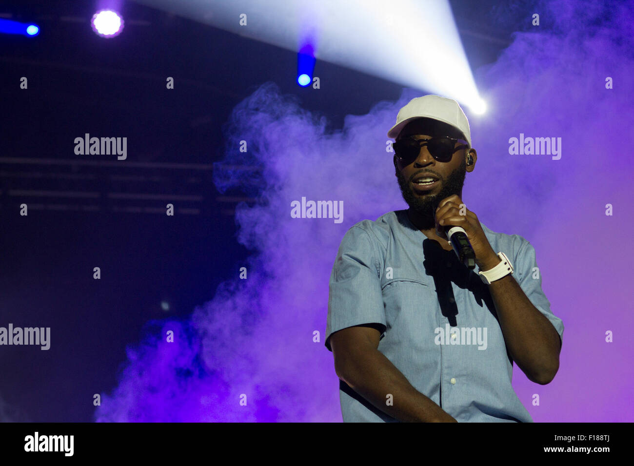 Portsmouth, Regno Unito. Il 29 agosto 2015. Tinie Tempah rivestimento del padiglione dal vivo sul palco al Festival vittorioso sul credito sabato: Alex Bailey / Alamy Live News Foto Stock