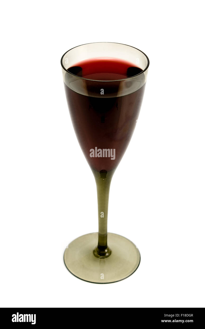 Bicchiere di vino rosso isolato su bianco Foto Stock