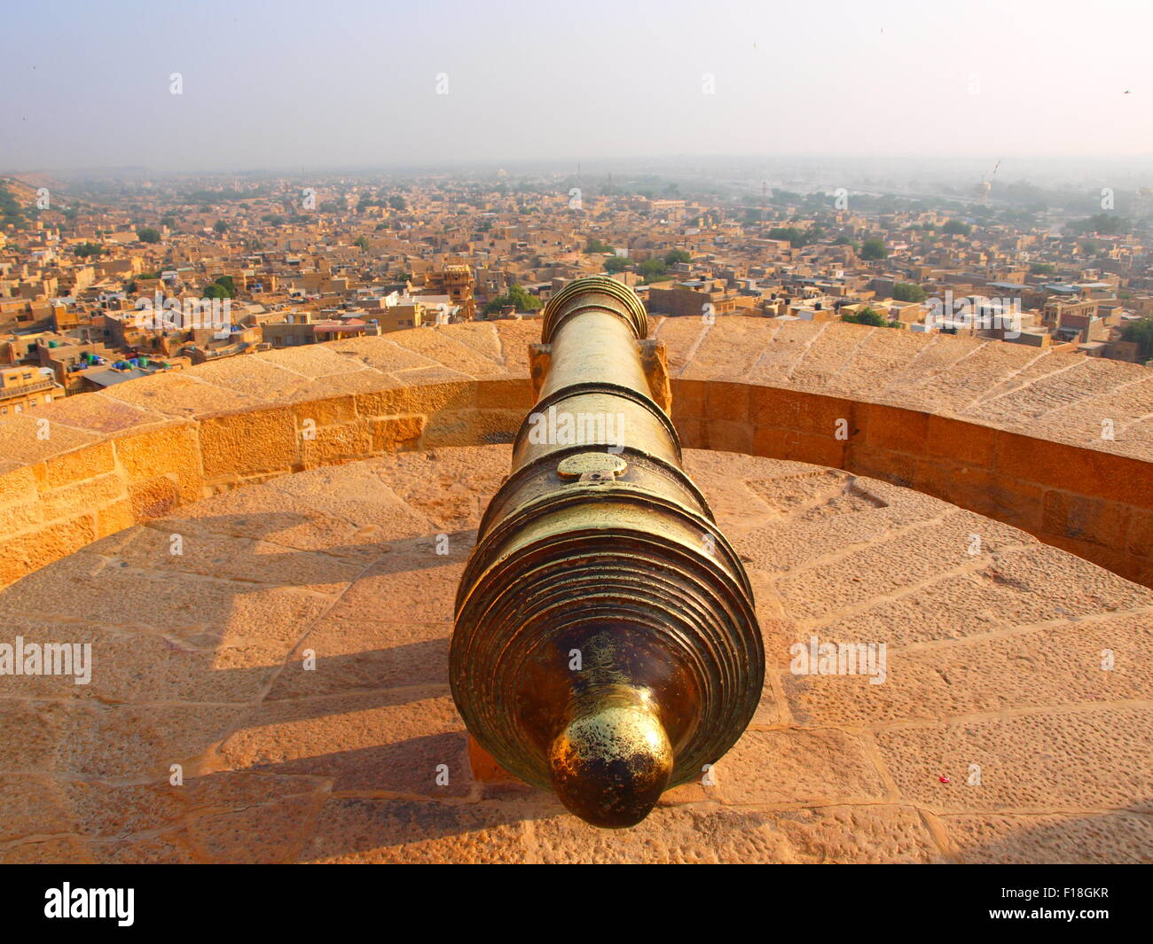 Canon a Jaisalmer fort Foto Stock