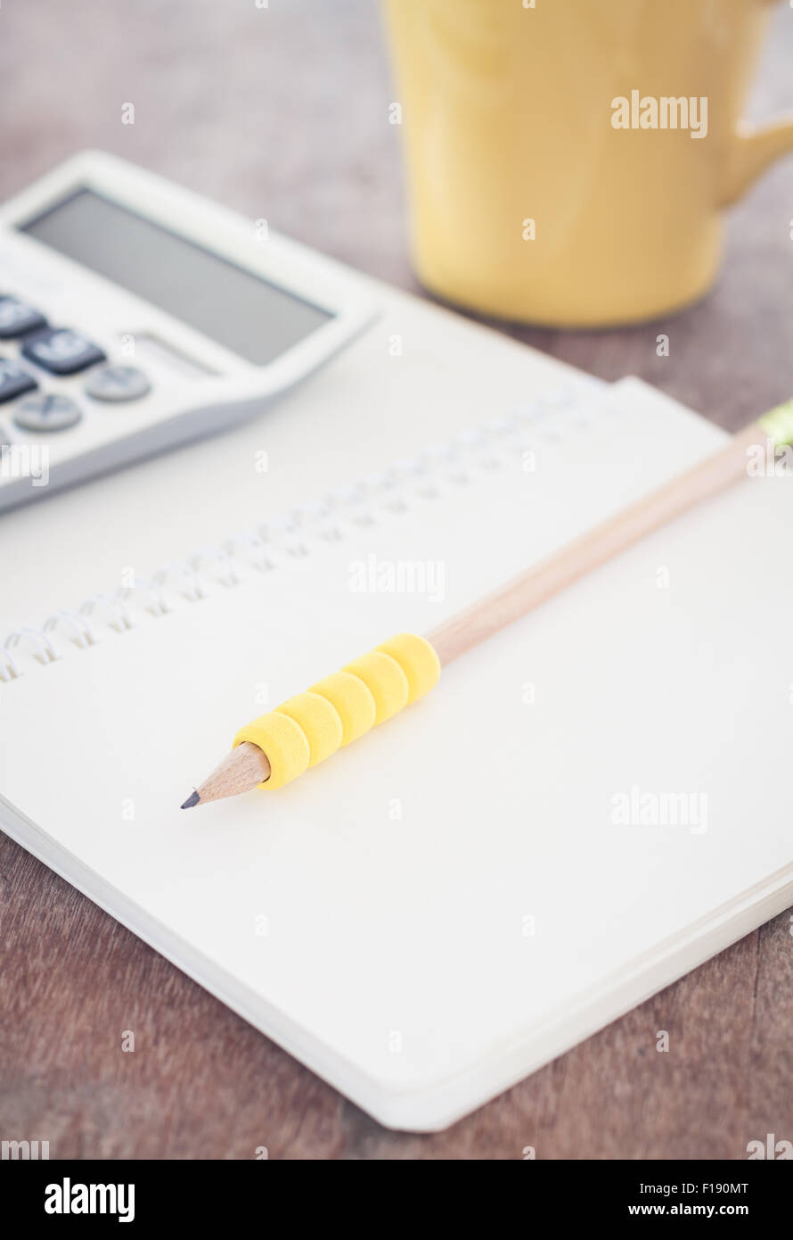 Aprire il notebook vuota con la matita, stock photo Foto Stock