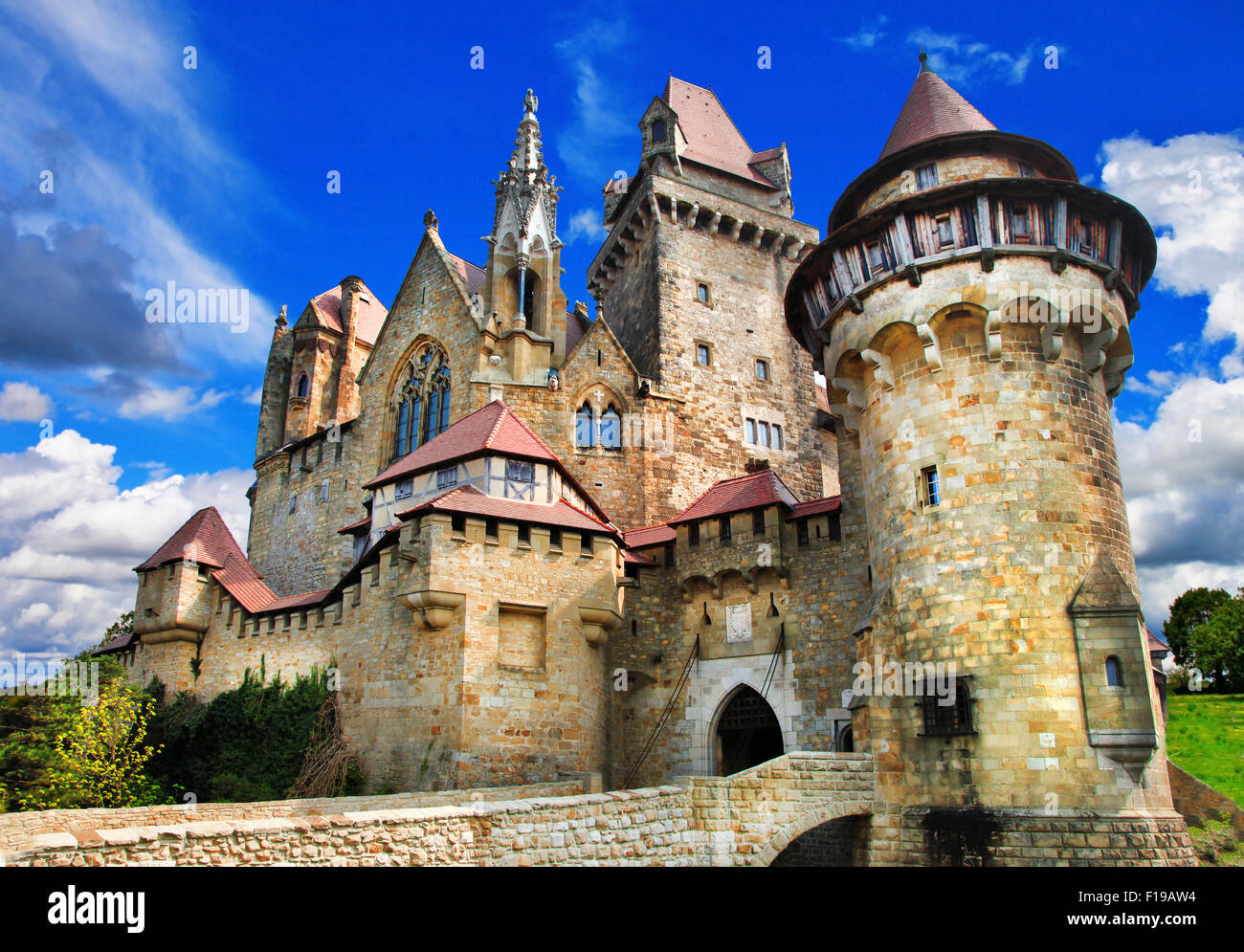 Bella kreuzenstein castello medievale,vicino a Vienna, Austria. Foto Stock