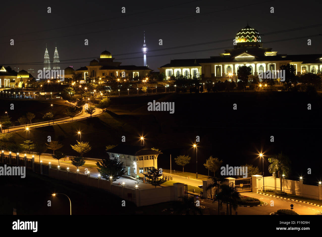 King's palazzo Istana Negara di notte Foto Stock