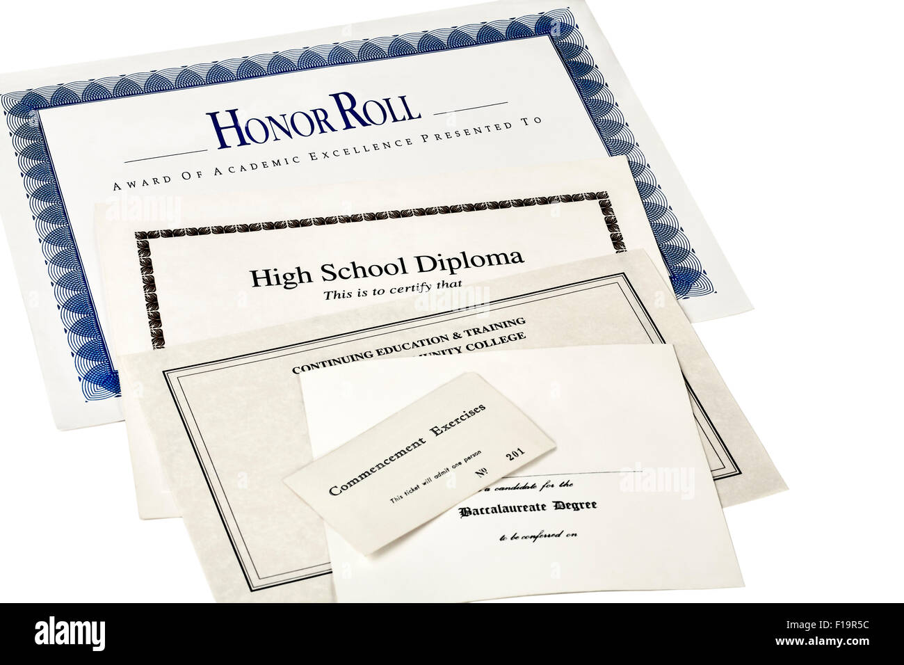 Istruzione i documenti di certificazione tra cui diploma di scuola superiore,inizio ticket, formazione continua e certificato di onore Foto Stock