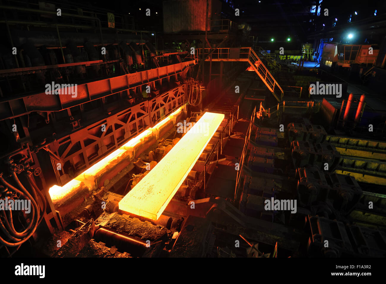 Piastra calda dal forno e macchina di laminazione Foto Stock