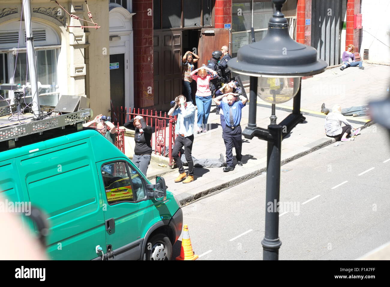 Un importante esercizio per testare i servizi di emergenza e la risposta del governo a un attacco terroristico,operazione denominata forte torre.al di fuori in disuso Aldwych stazione della metropolitana in Surrey Street, WC2 dotate di: visualizzare, atmosfera dove: Londra, Regno Unito quando: 30 Giu 2015 Foto Stock