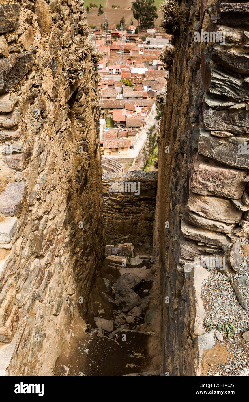 Terrazze di Pisac nella Valle di Urubamba vicino a Cusco (Perù) Foto Stock Terrazze di Pisac nella Valle di Urubamba vicino a Cusco (Perù) Foto Stock