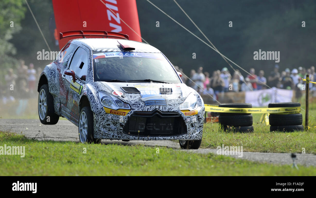 Slusovice, Repubblica Ceca. Il 29 agosto, 2015. Robert Consani e Maxime Vilmot, Citroen DS3 R5, Francia, prove di velocità, il Barum rally Intercontinental Rally Challenge (IRC) e internazionale campionato motoristico della Repubblica ceca in Slusovice, Repubblica Ceca, Agosto 29, 2015. © Dalibor Gluck/CTK foto/Alamy Live News Foto Stock