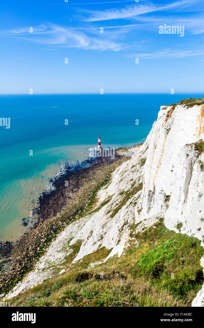 Chalk cliffs e faro di Beachy Head, vicino a Eastbourne, East Sussex, England, Regno Unito Foto Stock