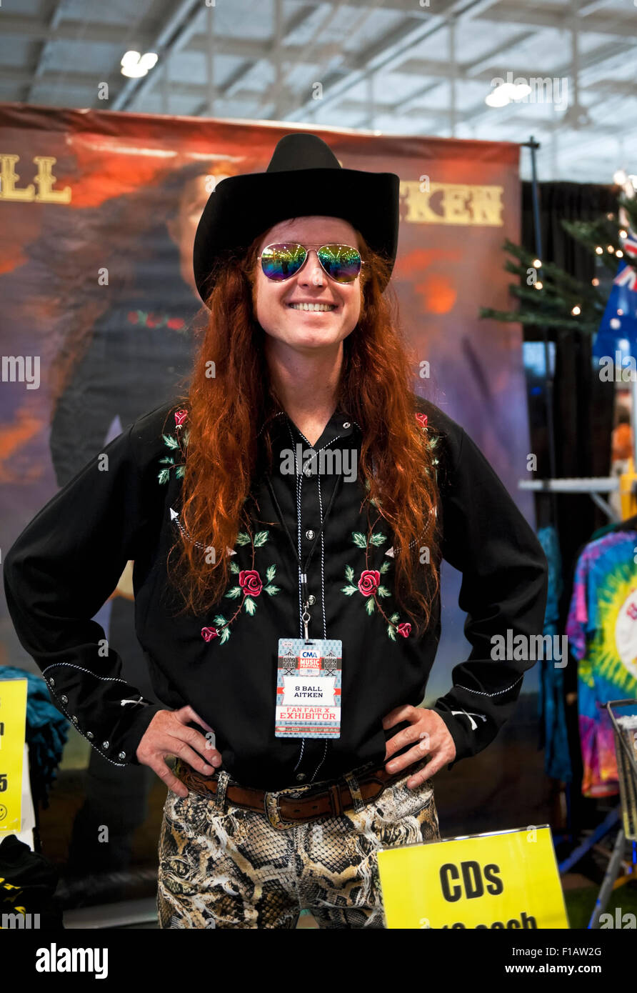 Palla otto "8 Ball' Eitken un australiano Country Music musicista alla CMA Festival in Nashville Tennessee Foto Stock