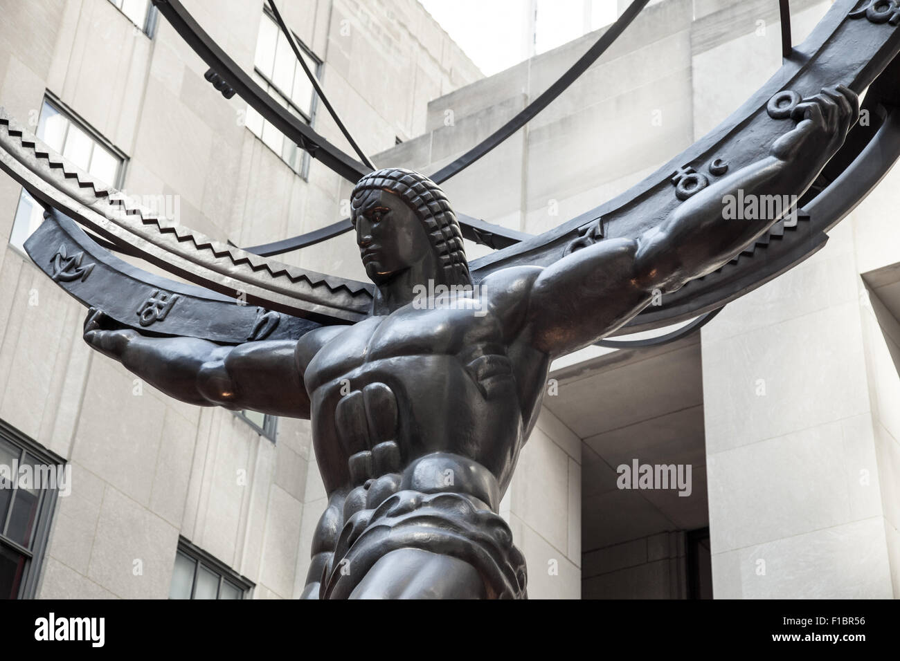 Atlas statua al Rockefeller Center di New York City Foto Stock