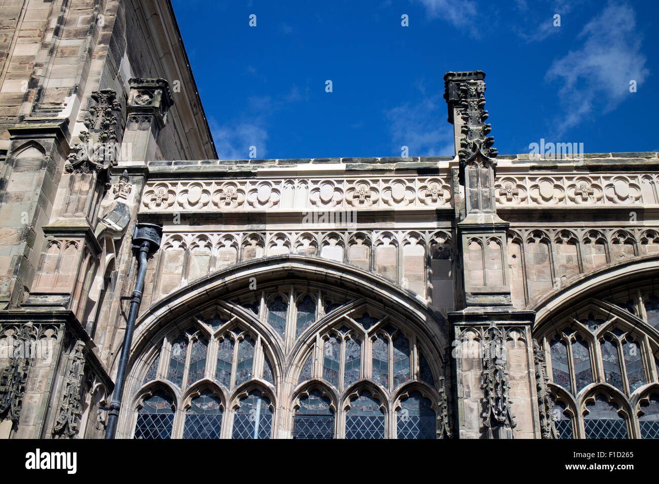 Beauchamp cappella con la muratura esterna riparazioni, la chiesa di Santa Maria, Warwick, Regno Unito Foto Stock