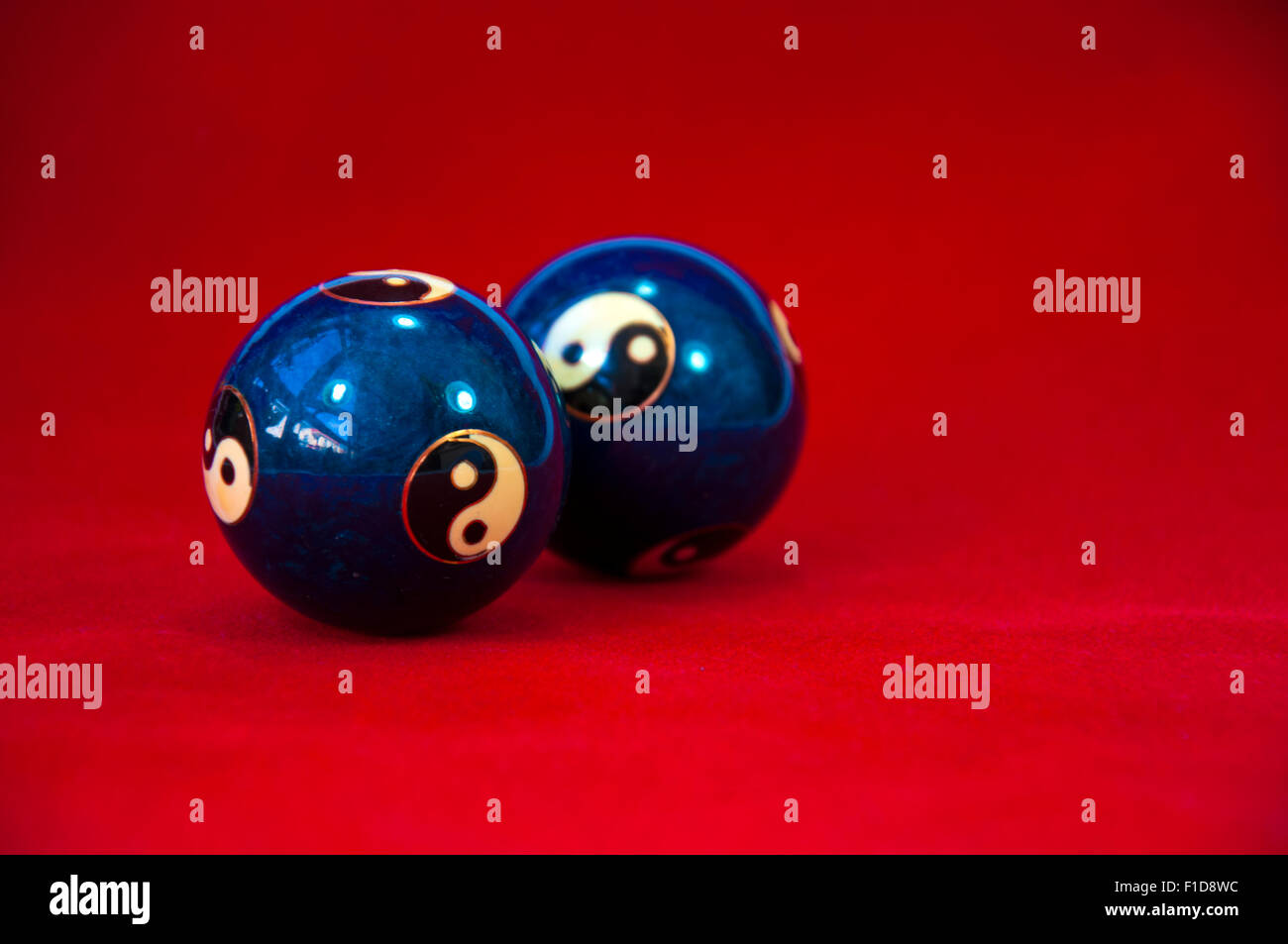 Yin e Yang Baoding sfere, noto anche come sfere di salute. Foto Stock