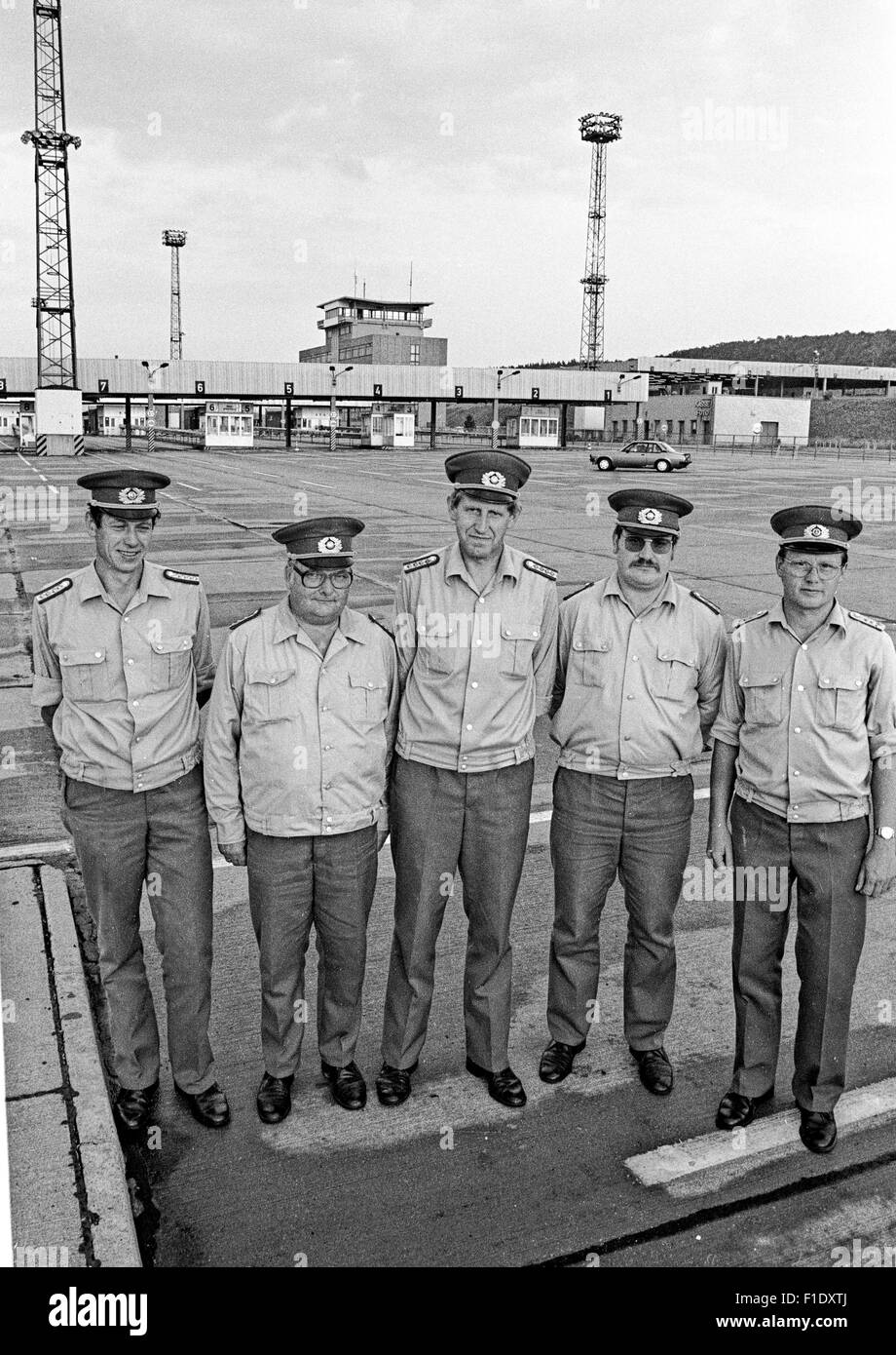 Ultimo turno della RDT le truppe di frontiera, al confine tedesco-tedesco, qui il valico di frontiera Wartha-Herleshausen, autostrada A4 Foto Stock