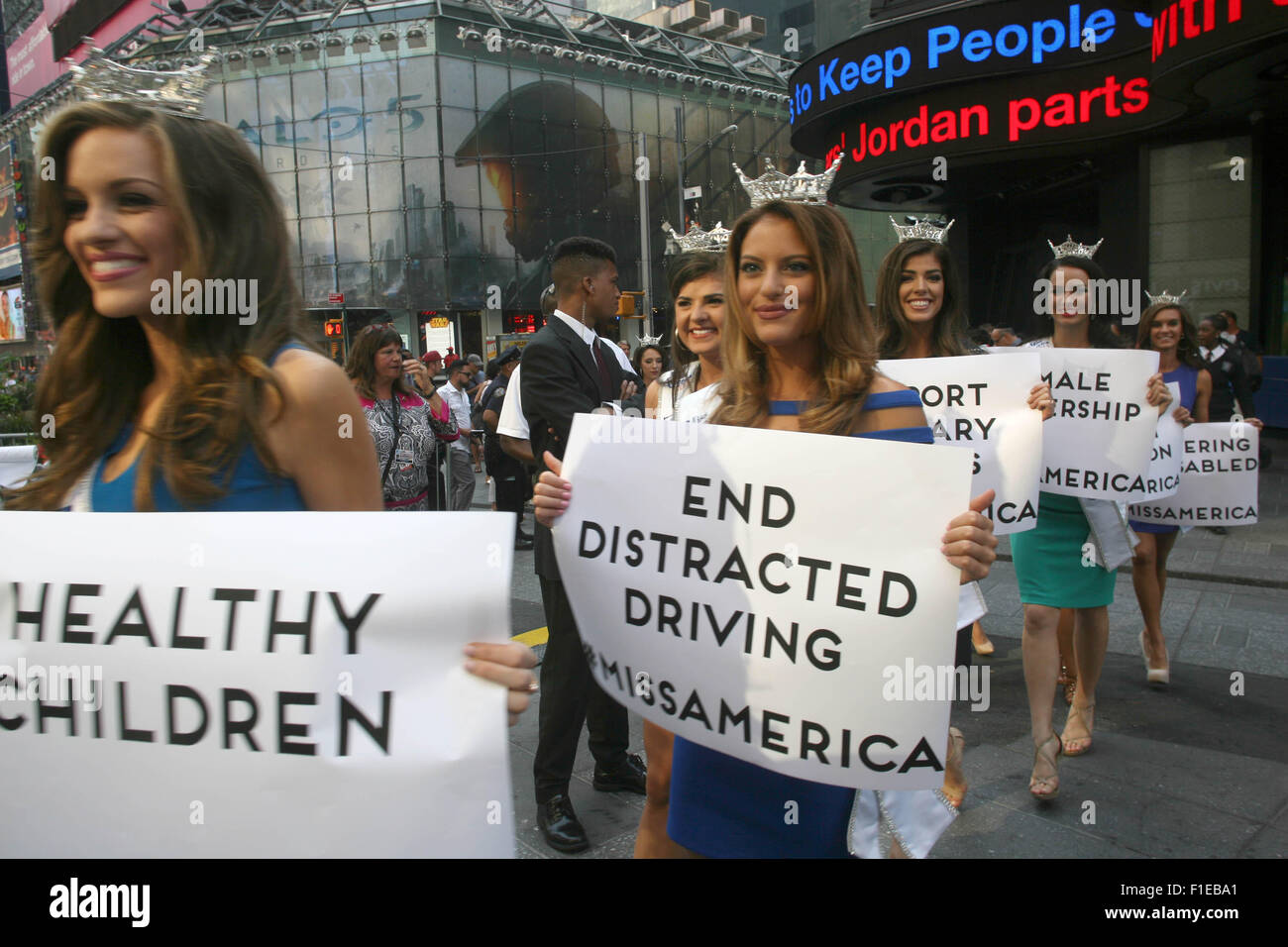 New York, Stati Uniti d'America. 1 Sep, 2015. Miss America prende su Times Square Credit: Bruce Cotler/Globe foto/ZUMA filo/Alamy Live News Foto Stock