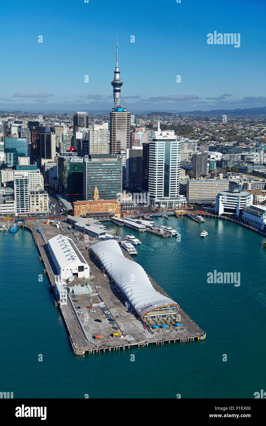 'Cloud' degli eventi, Queen's Wharf, Sky Tower,e Waterfront, Auckland, Isola del nord, Nuova Zelanda - aerial Foto Stock