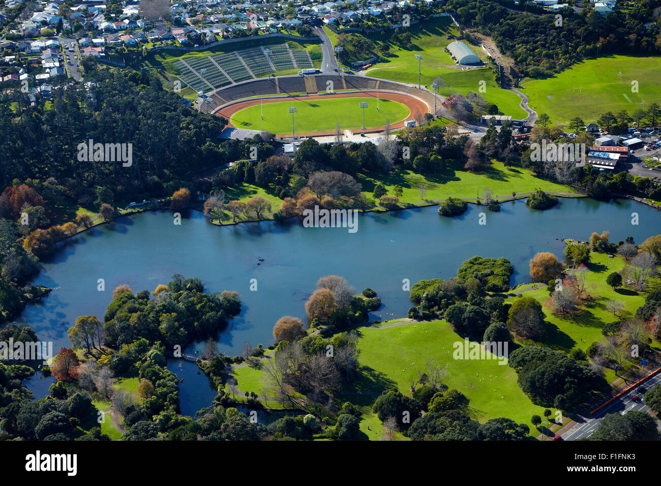 Western delle molle e le molle occidentale Speedway Stadium, Auckland, Isola del nord, Nuova Zelanda - aerial Foto Stock