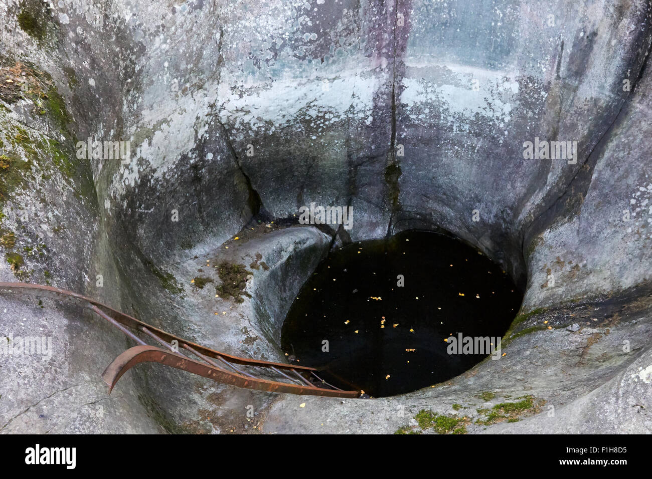 Buca nel fondamento, Askola Finlandia Foto Stock