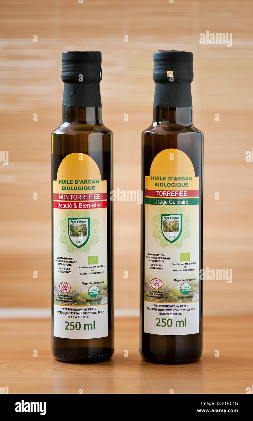 Naturale olio di argan bottiglie Foto Stock