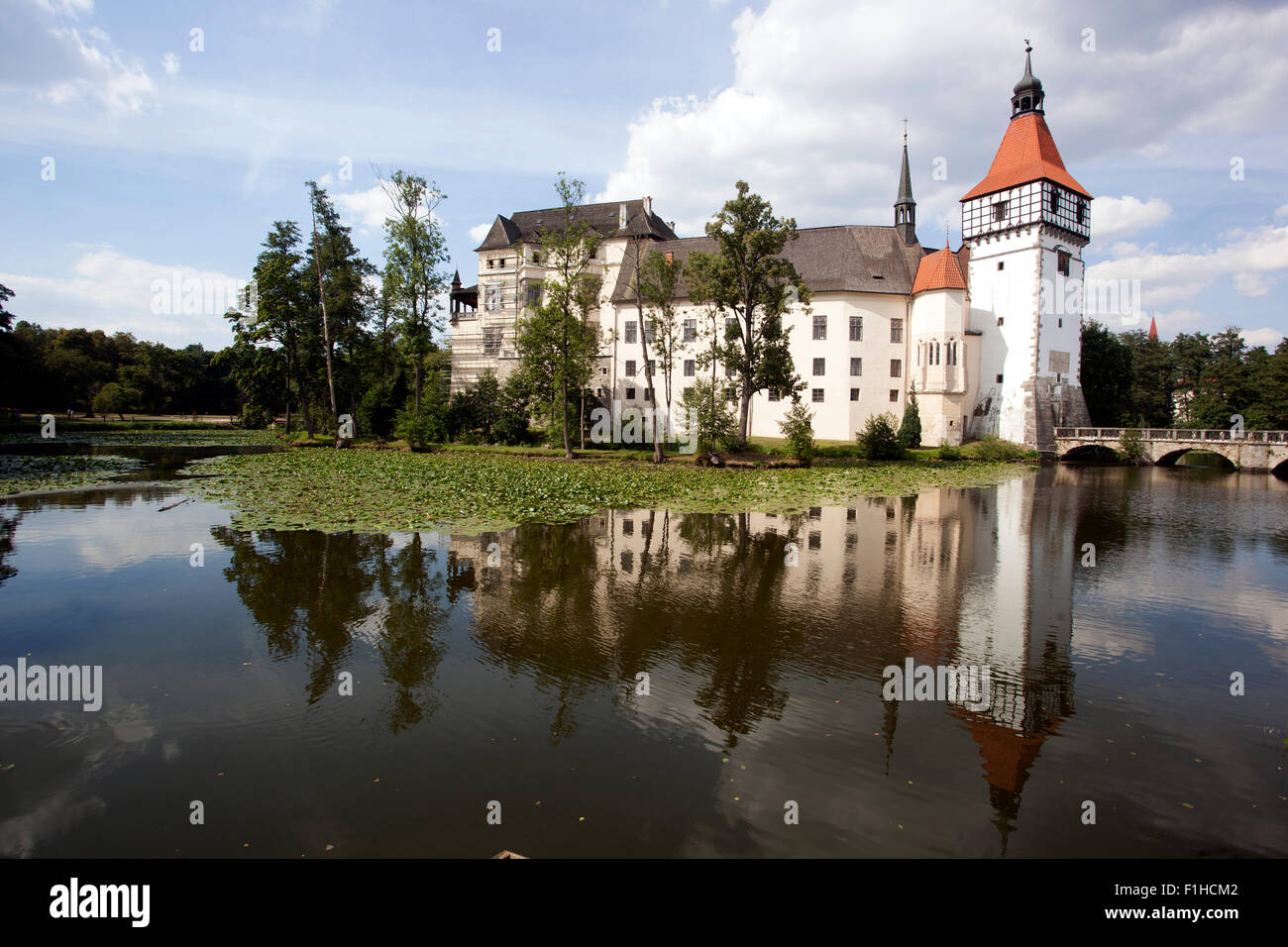 Acqua Castello Blatna, Boemia del Sud, Repubblica Ceca paesaggio Foto Stock