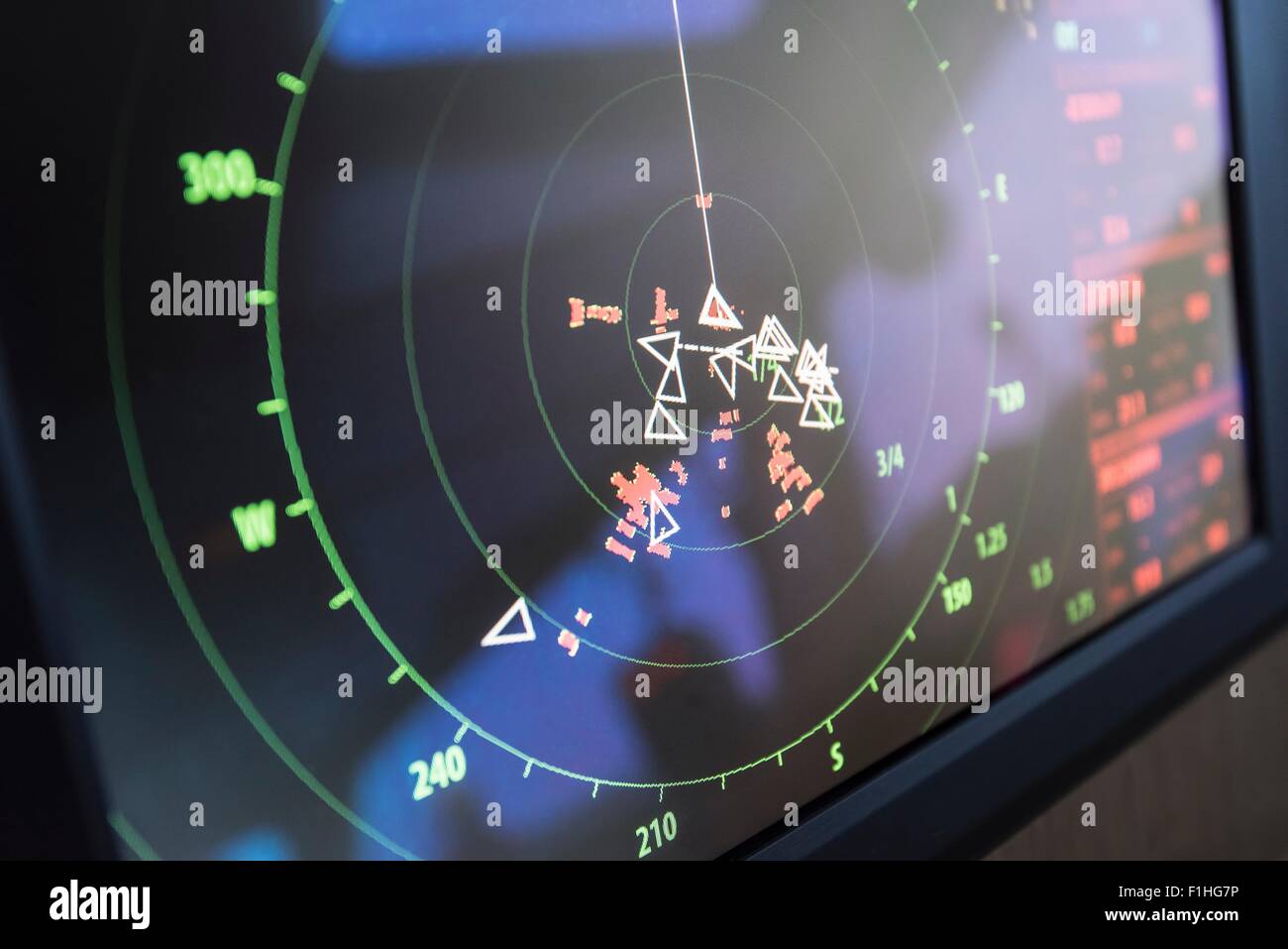 Immagine radar delle navi in mare per centrali eoliche offshore Foto Stock