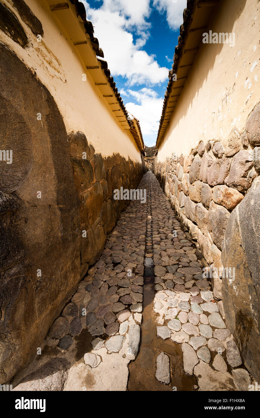 Terrazze di Pisac nella Valle di Urubamba vicino a Cusco (Perù) america del sud Foto Stock Terrazze di Pisac nella Valle di Urubamba vicino a Cusco (Perù) america del sud Foto Stock