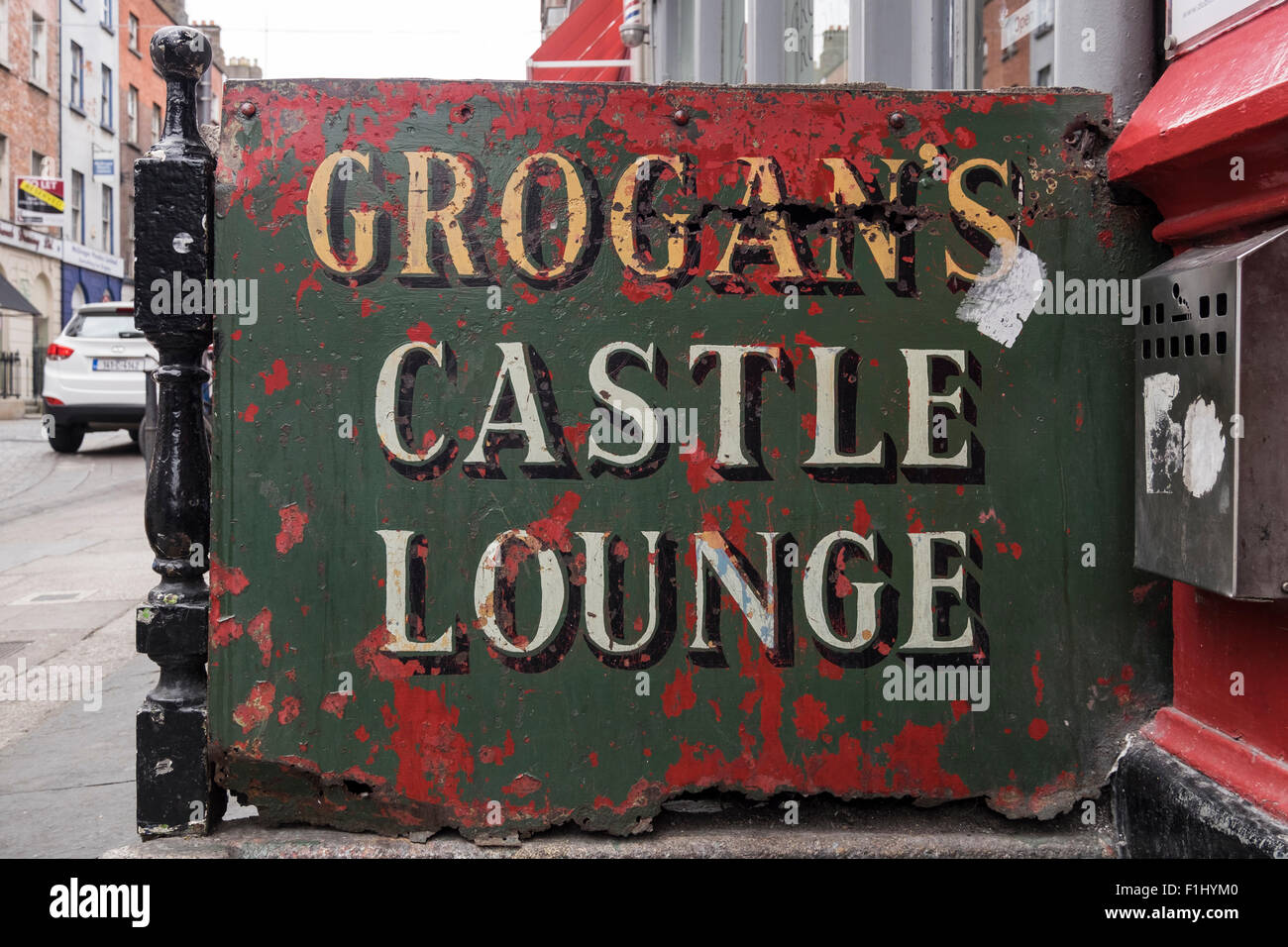 J. Grogans Castle Lounge pub e bar di Dublino trimestre creativi, South William Street, Dublin, Irlanda. Foto Stock