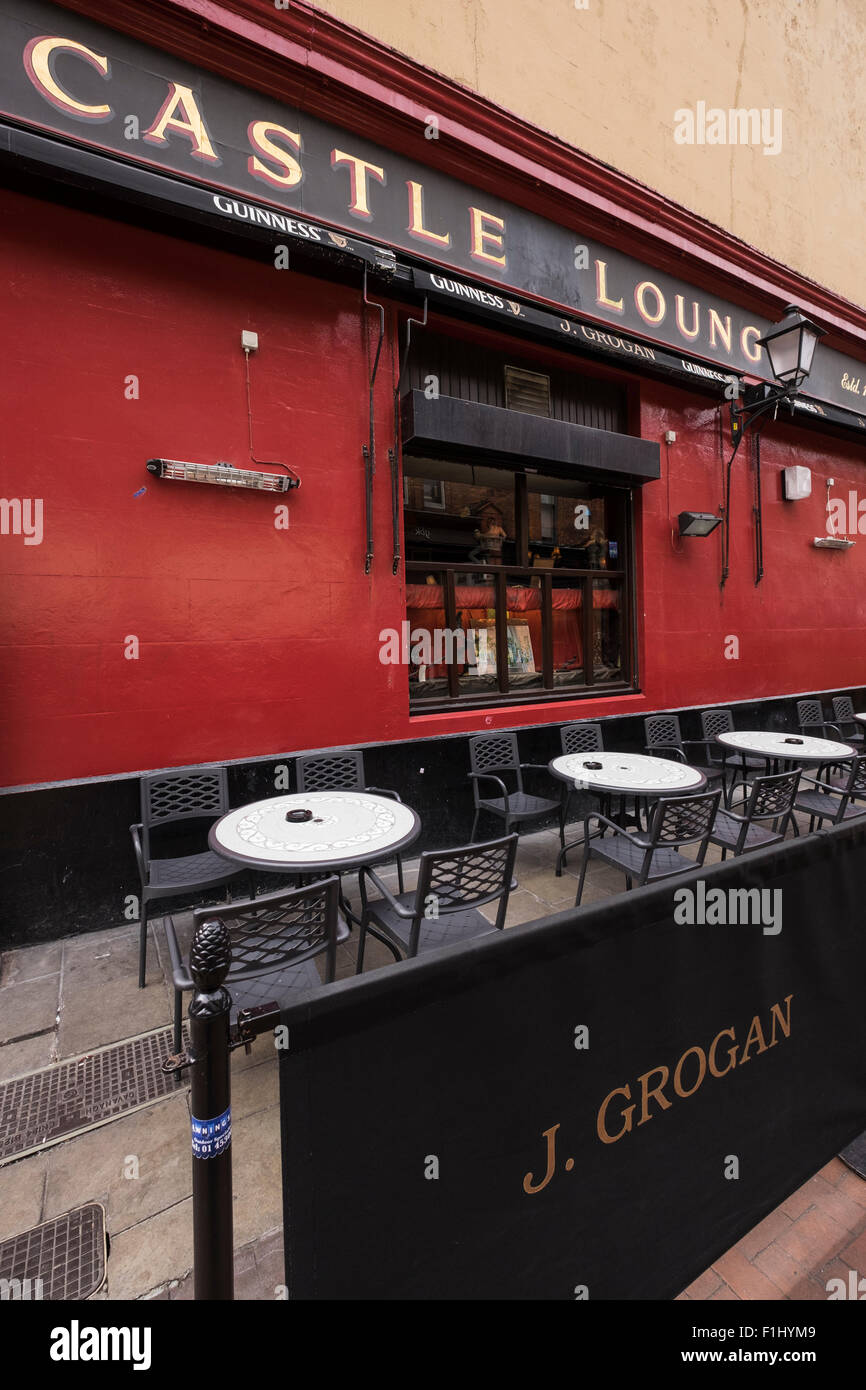J. Grogans Castle Lounge pub e bar di Dublino trimestre creativi, South William Street, Dublin, Irlanda. Foto Stock