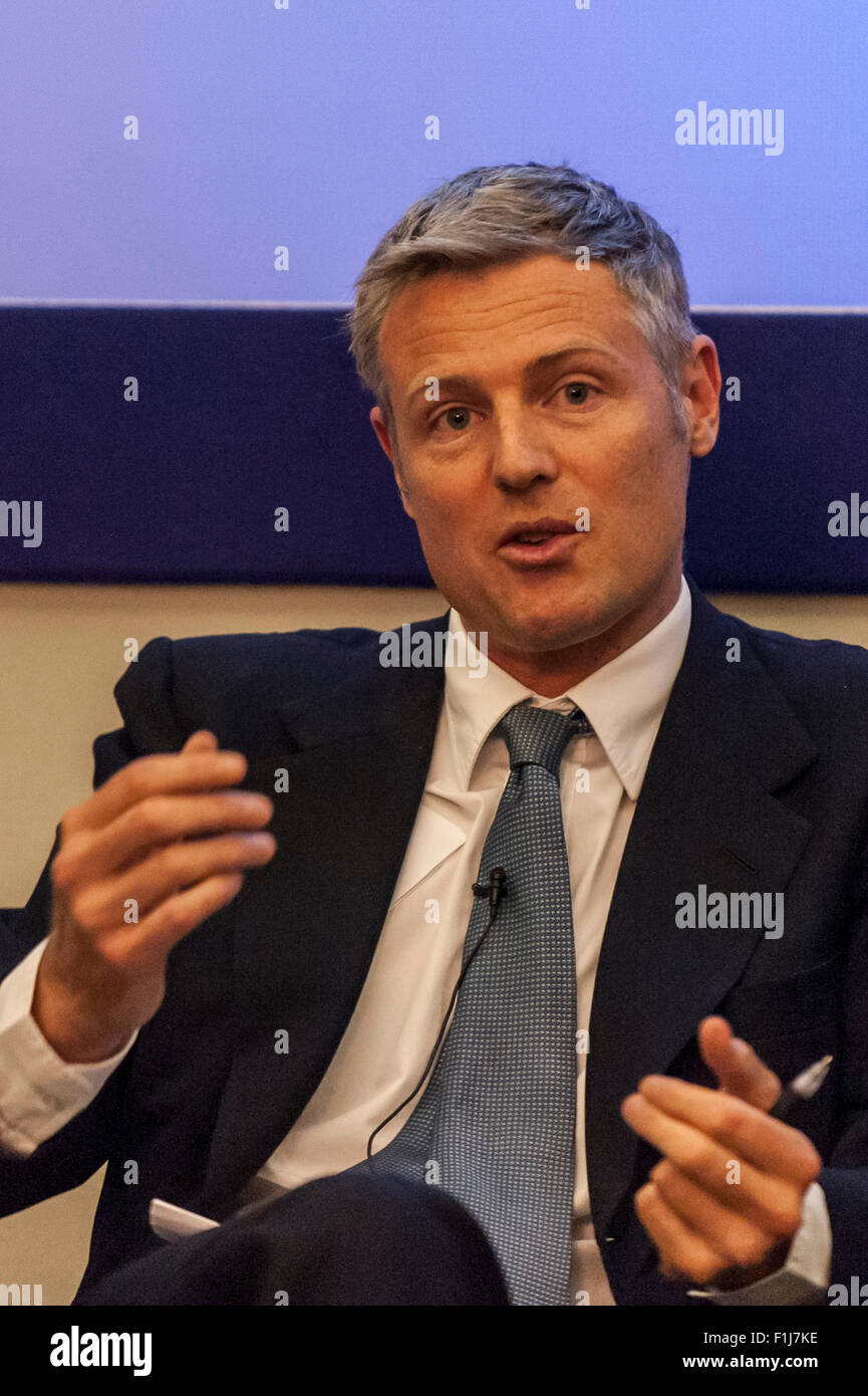 Londra, Regno Unito. Il 2 settembre 2015. Zac Goldsmith parla come centro per Londra e prospettiva Magazine ospitare una grande discussione hustings, presso l Istituto di amministrazione per i contendenti per il conservatore candidatura per il sindaco di Londra. Questo evento è il primo grande hustings pubblica per includere tutto il Partito Conservatore dei quattro finalisti candidati - Andrew Boff (leader del gruppo conservatore, London Assembly), Zac Goldsmith (MP per Richmond Park e il nord di Kingston), Stephen Greenhalgh (Vice Sindaco per le attività di polizia e la criminalità), Syed Kamall (MEP per Londra). Credito: Stephen Chung / Alamy Live News Foto Stock