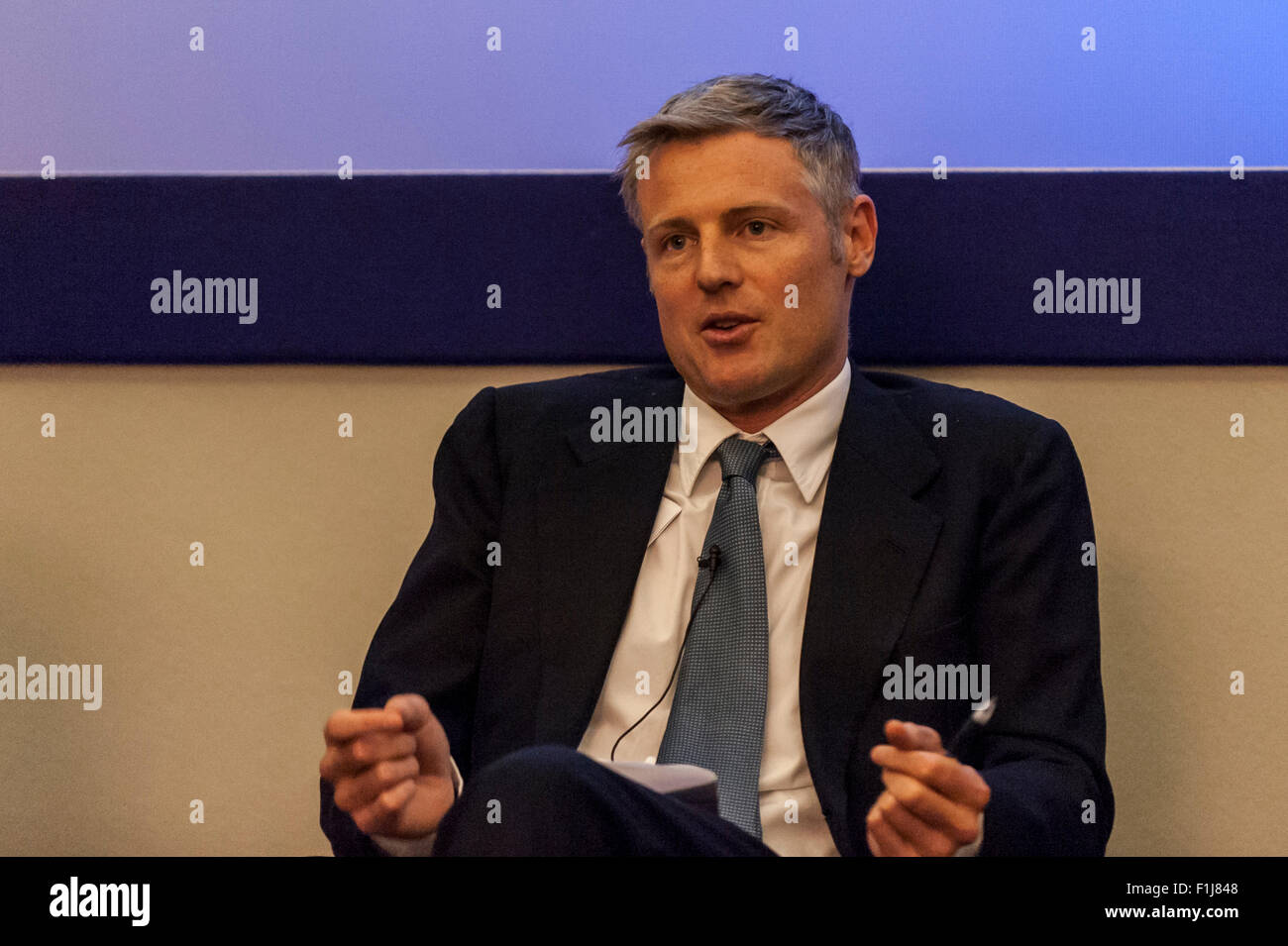 Londra, Regno Unito. Il 2 settembre 2015. Zac Goldsmith parla come centro per Londra e prospettiva Magazine ospitare una grande discussione hustings, presso l Istituto di amministrazione per i contendenti per il conservatore candidatura per il sindaco di Londra. Questo evento è il primo grande hustings pubblica per includere tutto il Partito Conservatore dei quattro finalisti candidati - Andrew Boff (leader del gruppo conservatore, London Assembly), Zac Goldsmith (MP per Richmond Park e il nord di Kingston), Stephen Greenhalgh (Vice Sindaco per le attività di polizia e la criminalità), Syed Kamall (MEP per Londra). Credito: Stephen Chung / Alamy Live News Foto Stock