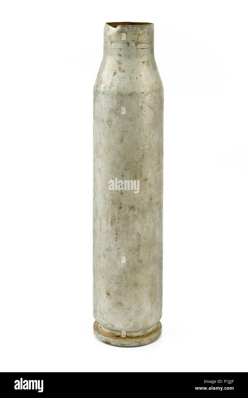 Grande granata bullet shell isolata su bianco Foto Stock