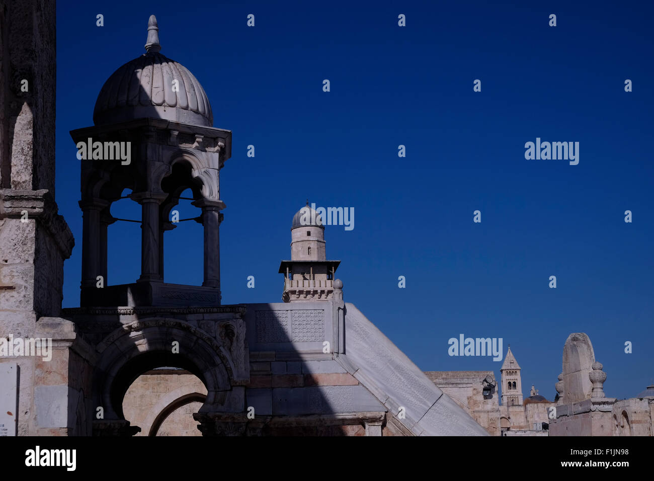 Vista del Minbar di Burhan al-DIN noto anche come Minbar al-Sayf (il pulpito estivo) Nel Monte del Tempio o Haram esh-Sharif nel Vecchio Città di Gerusalemme Foto Stock