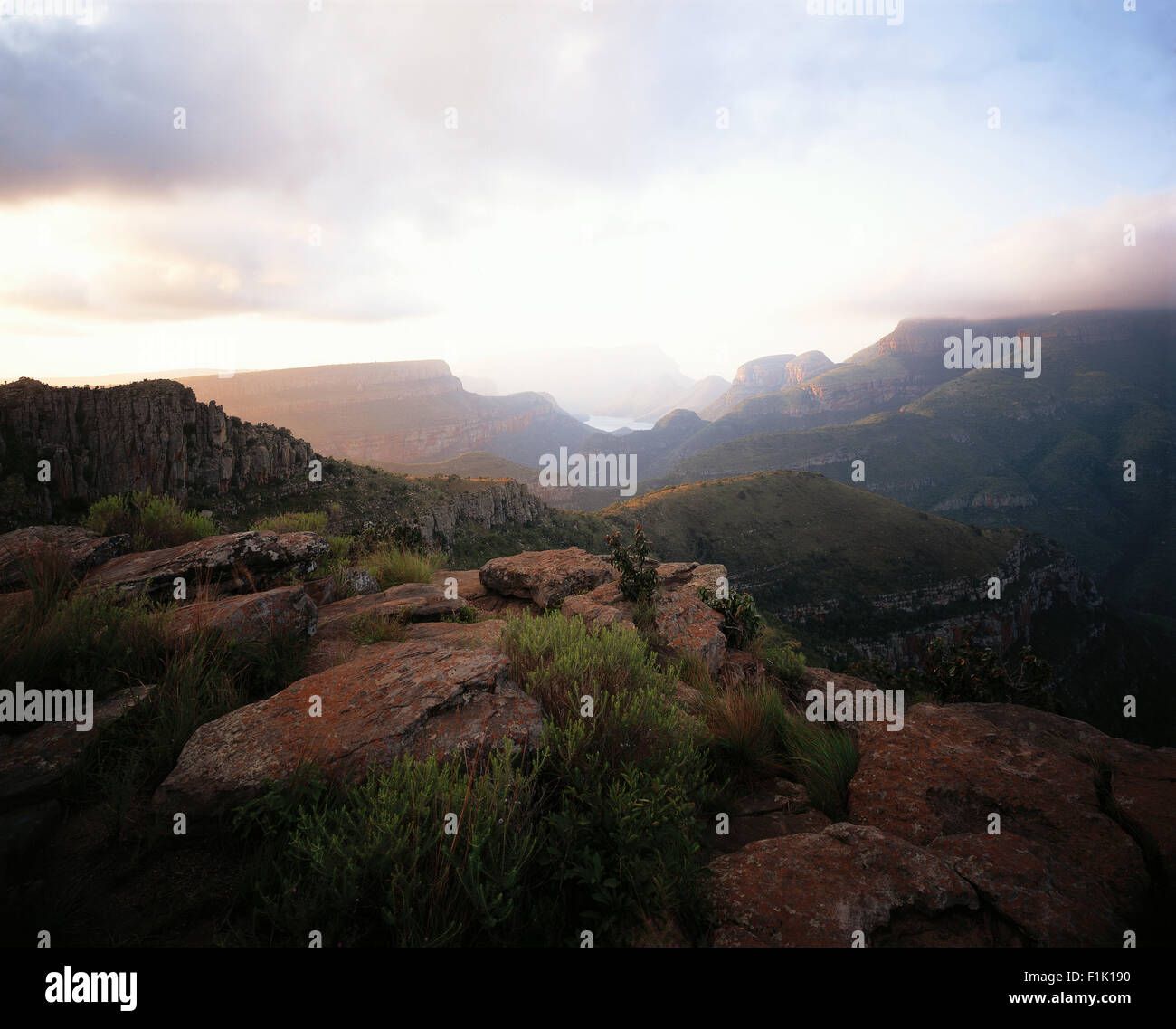 Vista dalla cima della montagna del dio della finestra, Mpumalanga, Sud Africa Foto Stock