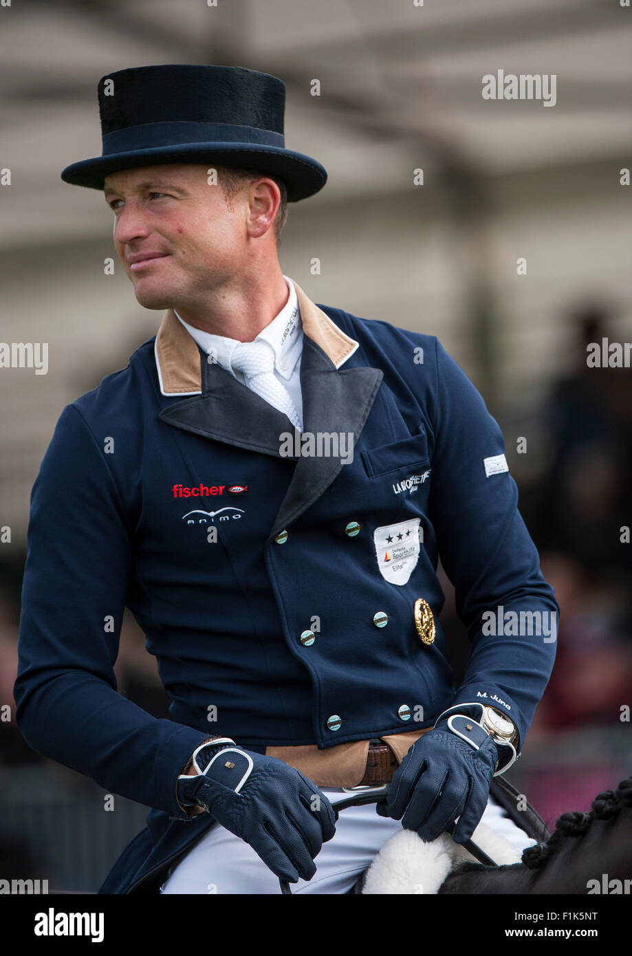 Stamford, Regno Unito. Il 3 settembre, 2015. Michael Jung (GER) e Fischerrocana FST [#16] durante la fase di dressage nel primo giorno della concorrenza. La Land Rover Burghley Horse Trials 2015 Credit: stephen Bartolomeo/Alamy Live News Foto Stock