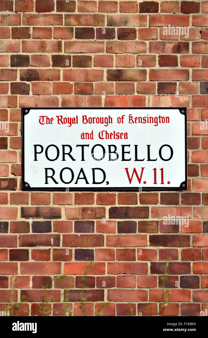 Londra, Inghilterra, Regno Unito. Portobello Road strada segno Foto Stock