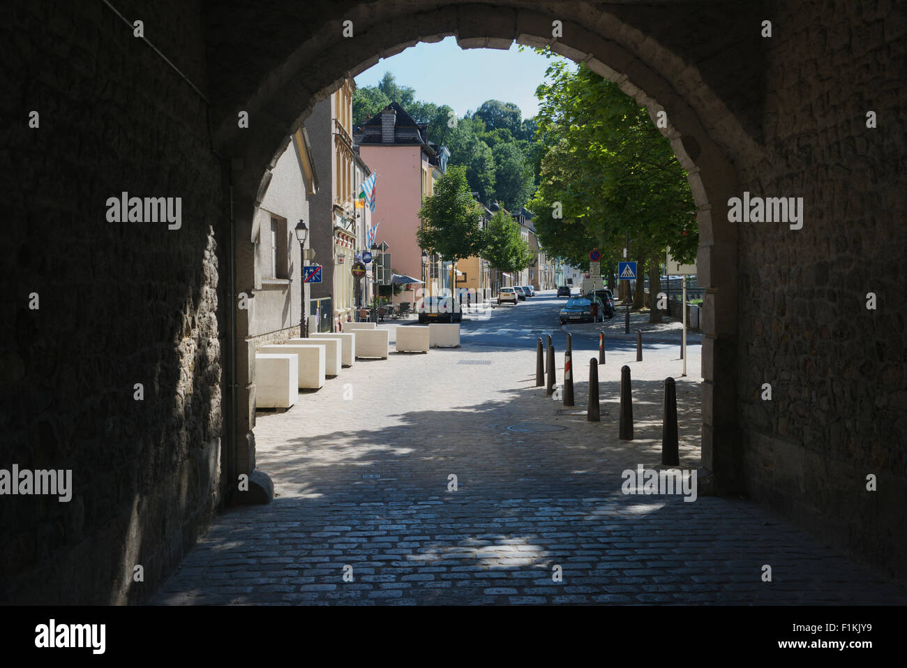 Arco e la Rue de la Tour Jacob Gronne città di Lussemburgo Lussemburgo Foto Stock