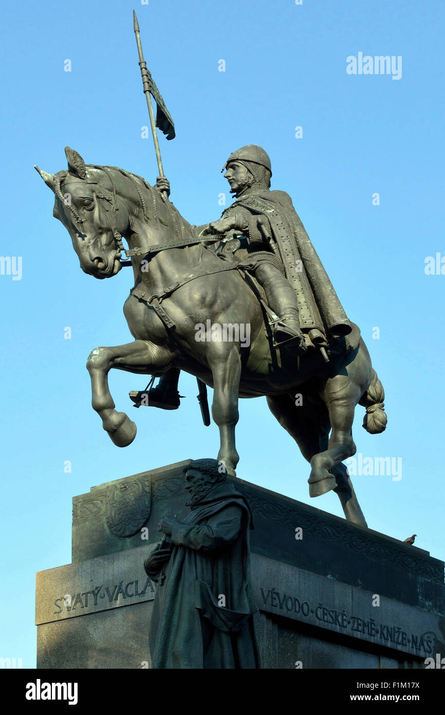Venceslao monumento sulla Piazza Venceslao nel centro storico di Praga nella Repubblica Ceca. Foto Stock