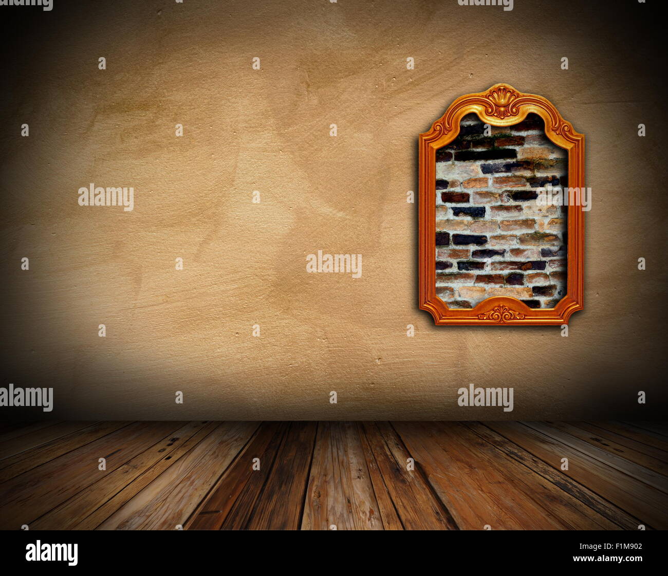Sfondo interni con telaio di arte sulla parete rivelando la struttura di mattoni Foto Stock