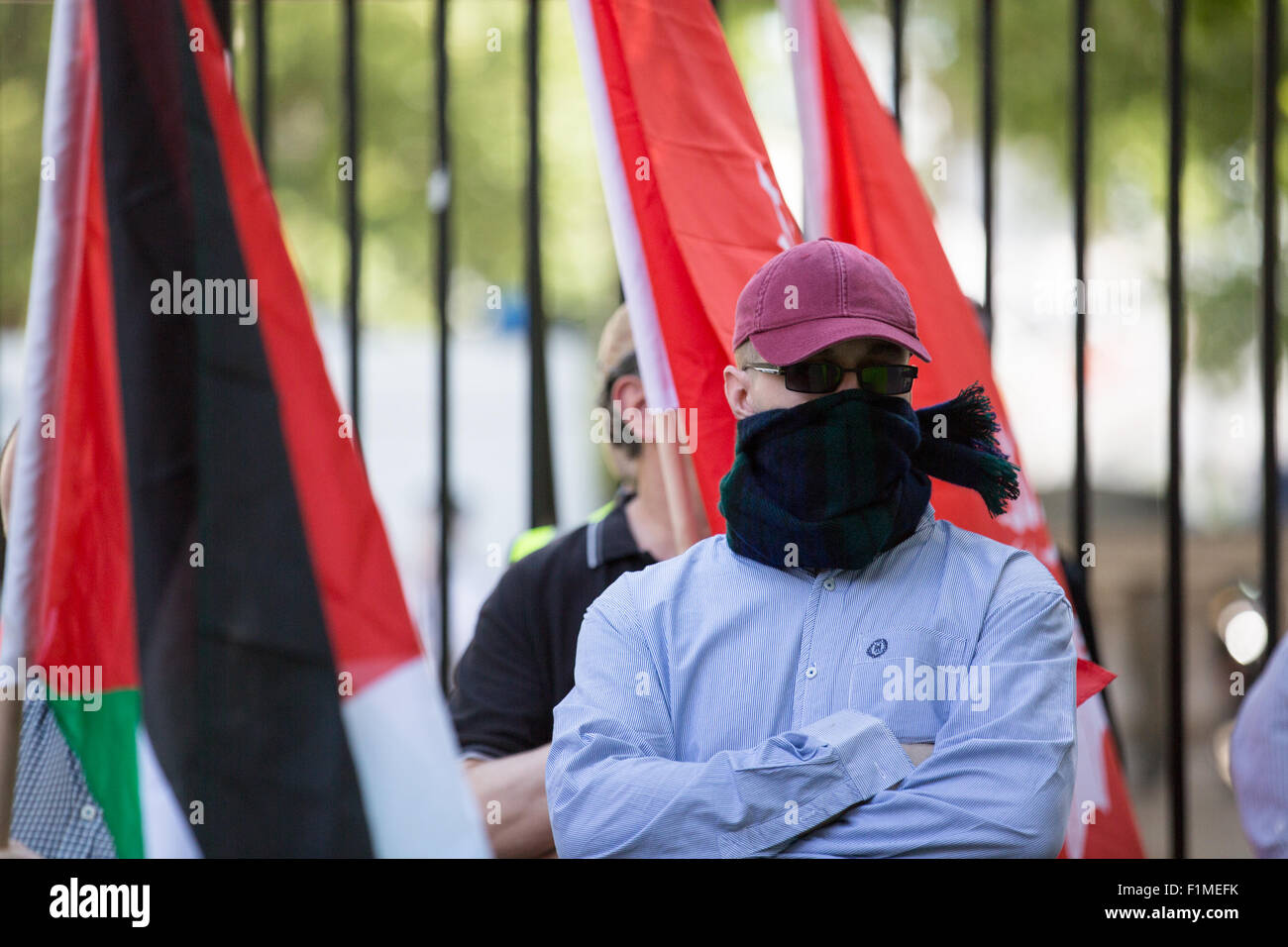 Estrema destra anti-semita dimostrazione organizzata in Whitehall, Londra dotata: atmosfera dove: Londra, Regno Unito quando: 04 Lug 2015 Foto Stock