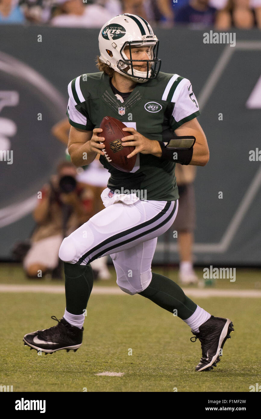 East Rutherford, New Jersey, USA. 03Sep, 2015. New York getti quarterback Matt Flynn (5) in azione durante il gioco di NFL tra Philadelphia Eagles e il New York getti alla MetLife Stadium di East Rutherford, New Jersey. Il New York getti vinto 24-18. Credito: Cal Sport Media/Alamy Live News Foto Stock