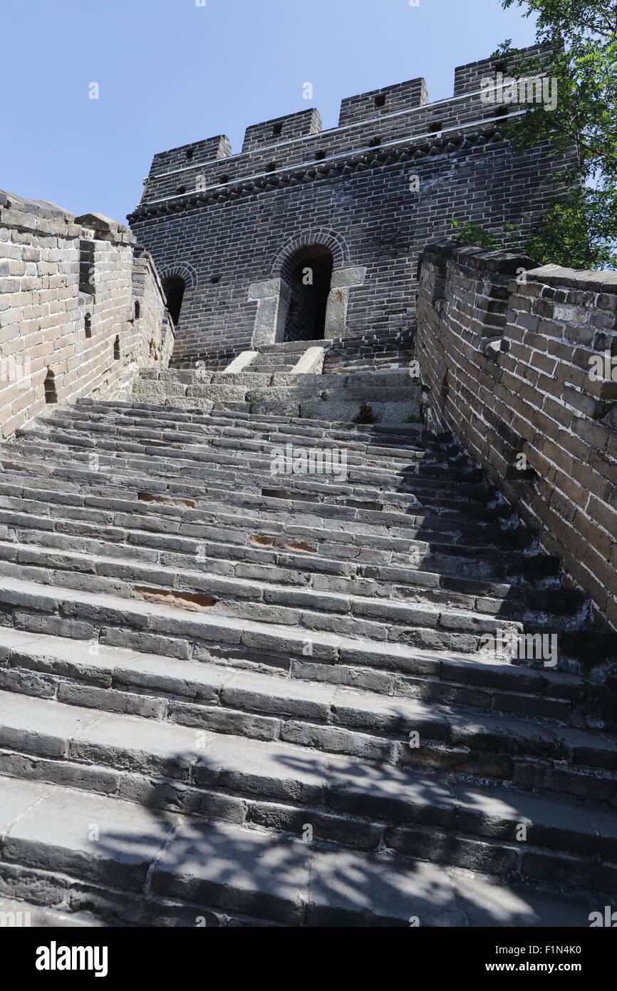 Gradini ripidi che formano parte della Grande Muraglia Cinese, Mutian Yu Foto Stock