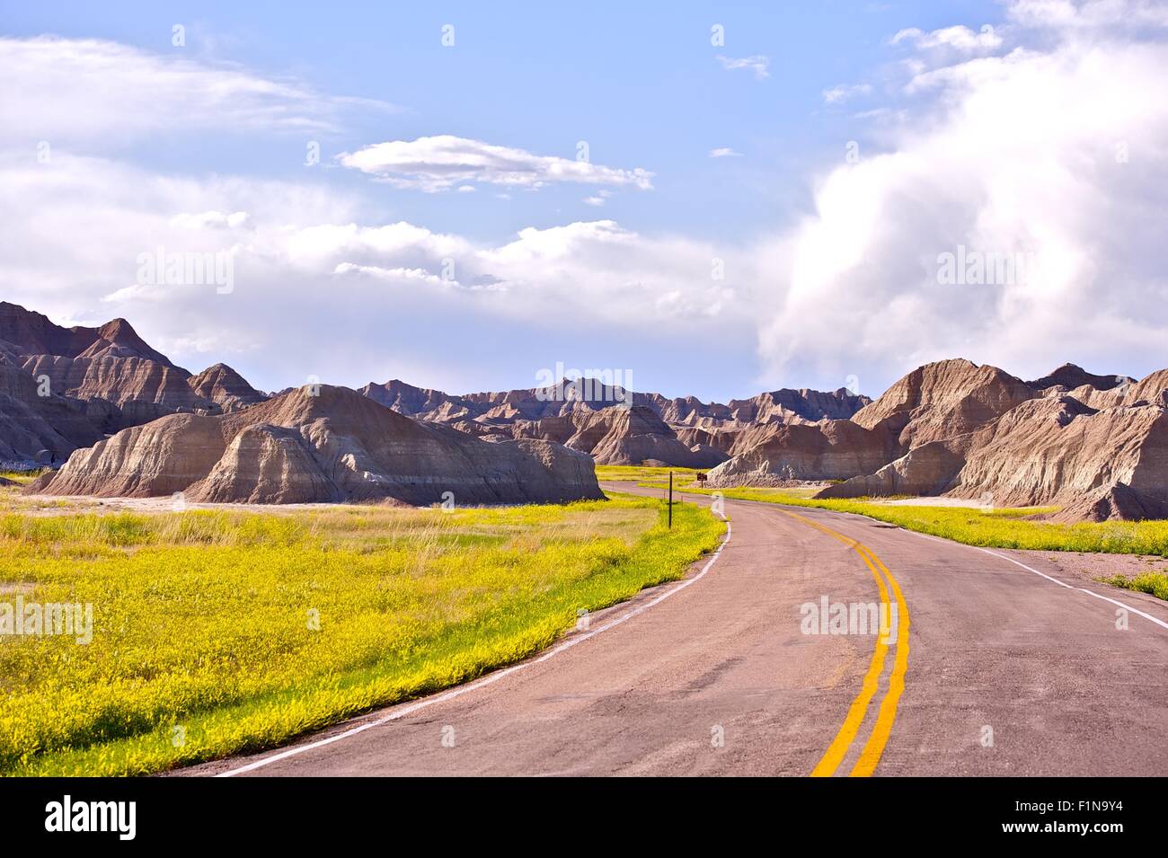 South Dakota Badlands strada in estate. Interno, Dakota del Sud, Stati Uniti. Foto Stock