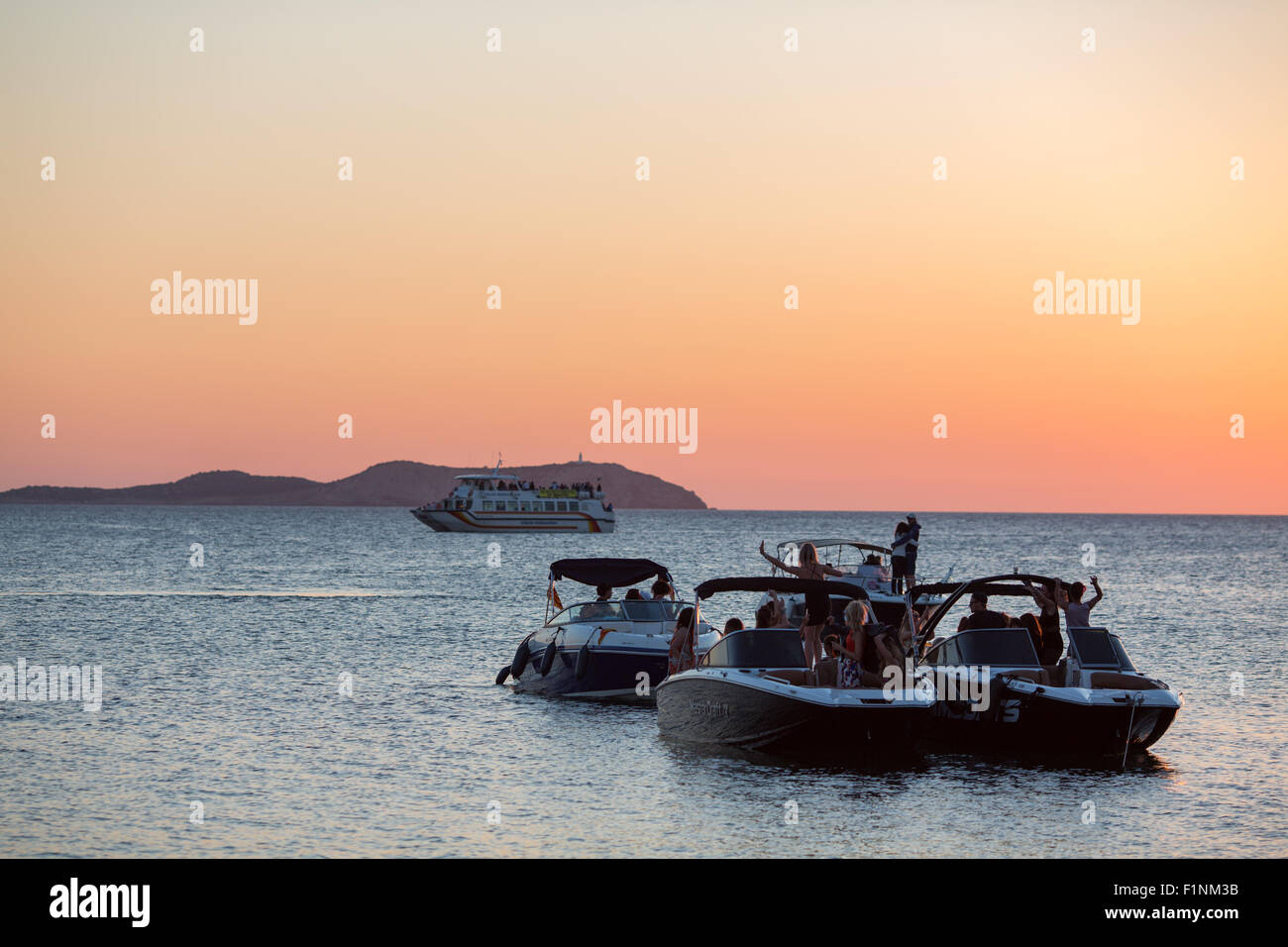 Tramonto al Sunset Strip in San Antonio, Ibiza Foto Stock