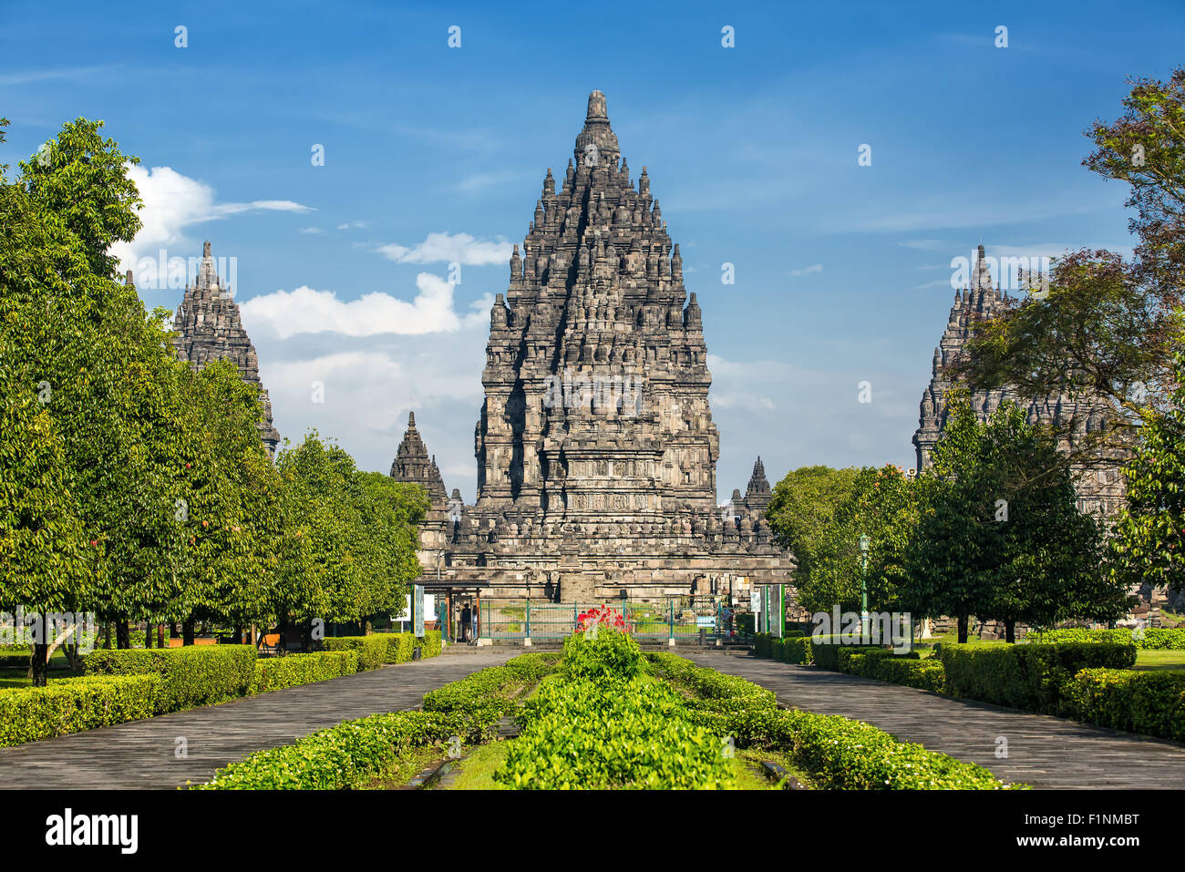 Tempio di Prambanan vicino a Yogyakarta sull isola di Giava, in Indonesia Foto Stock
