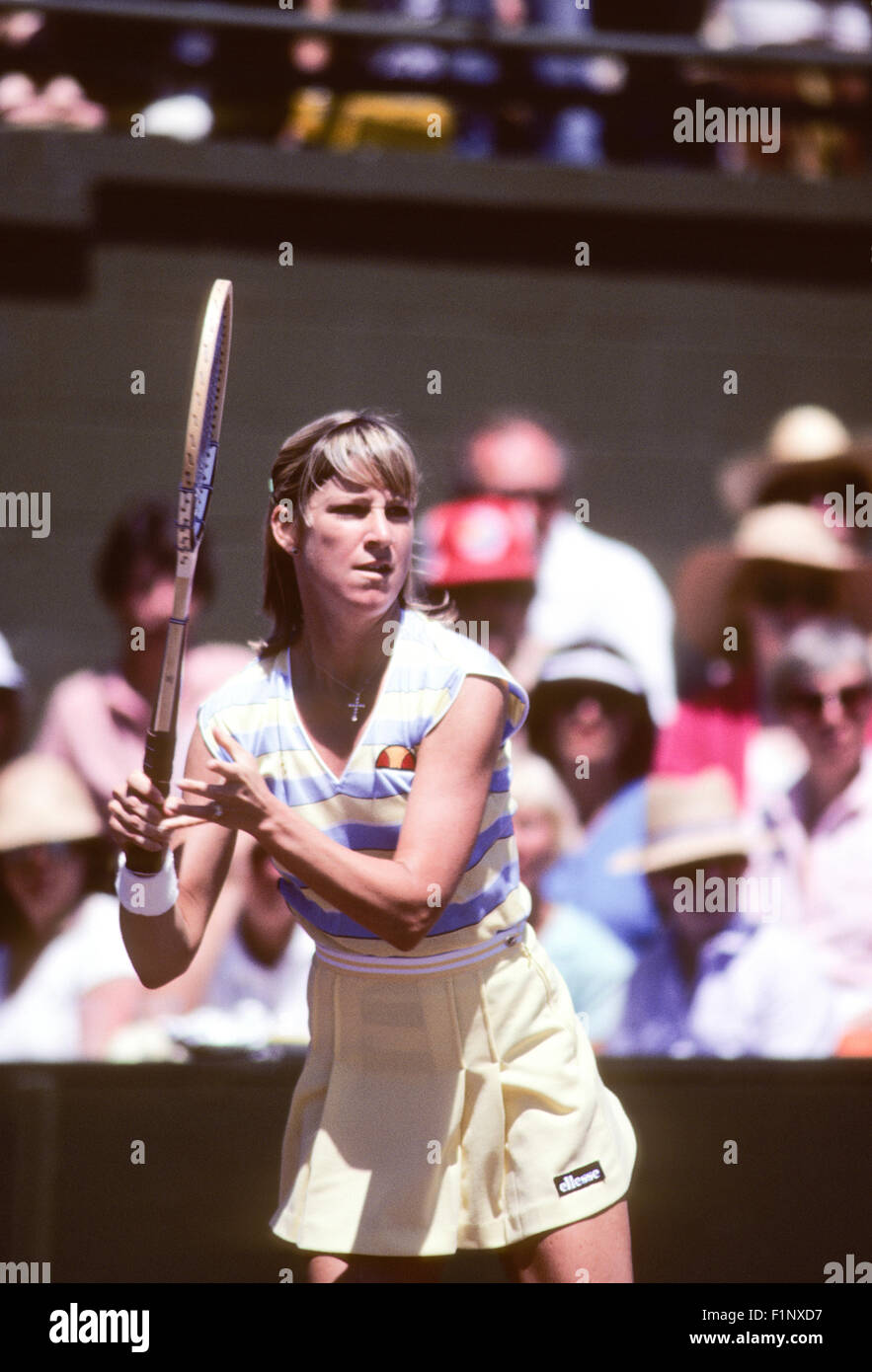 Chris Evert in azione al Clairol Crown torneo di tennis presso la costa Resort di Carlsbad, in California nel mese di aprile 1981. Foto Stock